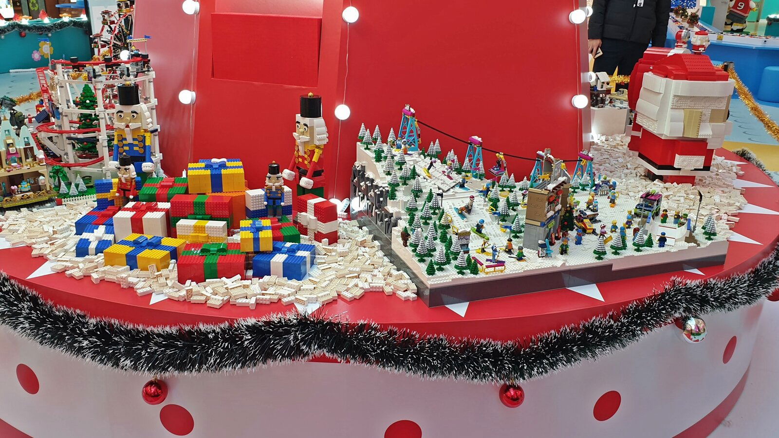 christmas-display-2022-lego-ambassador-network-albums-lego