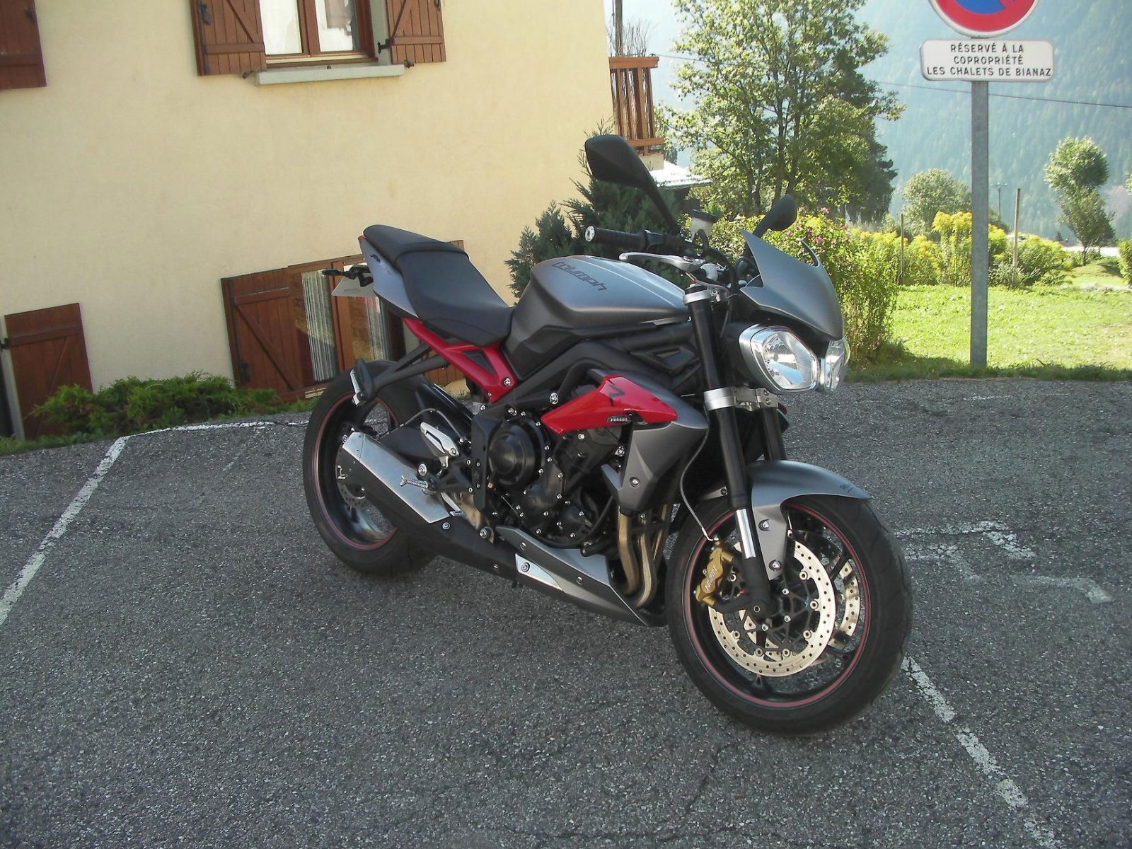 Triumph Street Triple 675 - Page 227 - Motos (Essais, achats, conseils) -  Motos - Forum Moto - Forum Auto