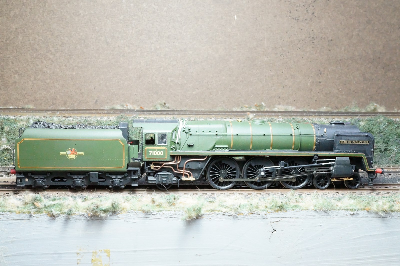 BR 8MT 4-6-0 'Duke of Gloucester' - Modifying & Detailing RTR stock - RMweb