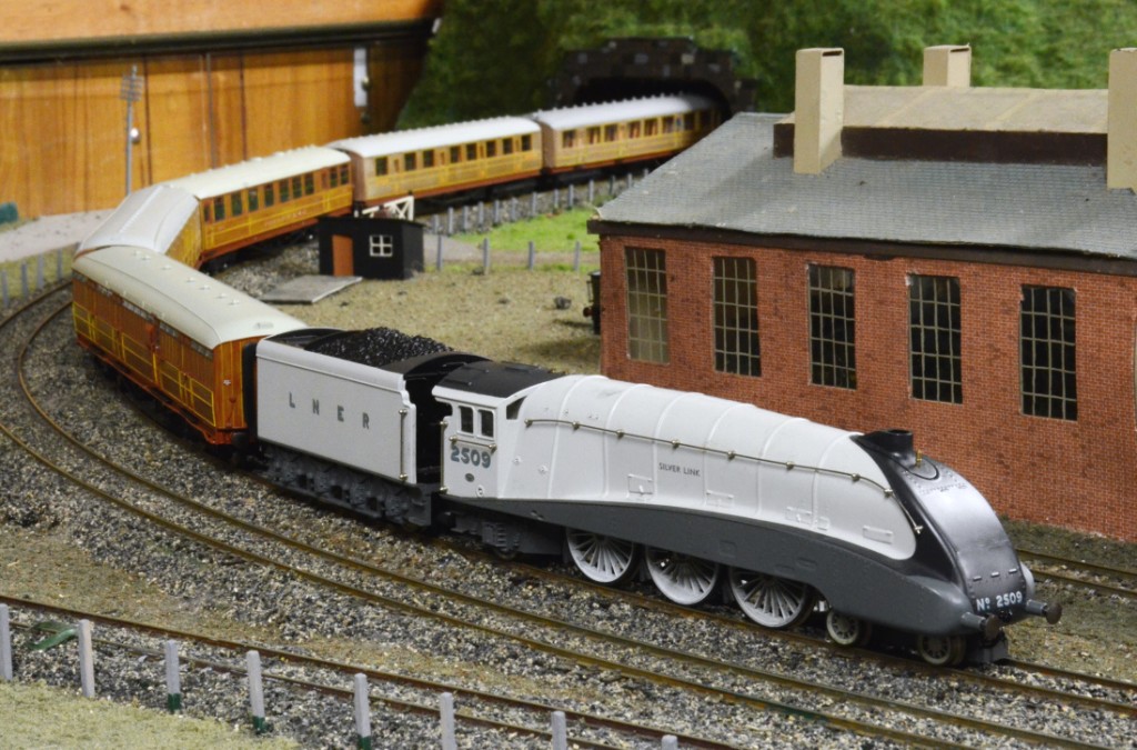 Hornby master sales of the glens