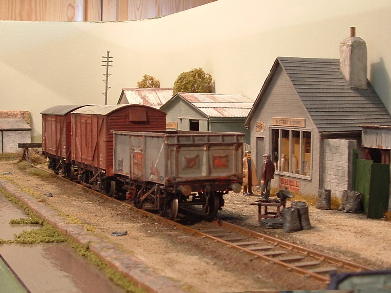 The Osney Story 0 Gauge Cameos and Dioramas including Osney Shed and Osney Town Layout topics RMweb