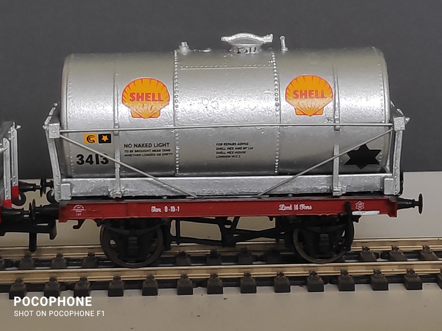 Dapol Oo Air Ministry 14t Tank Wagons Page 3 Dapol Rmweb